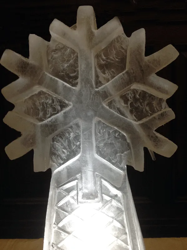 Close-up Snowflake Vodka Luge from Passion for Ice