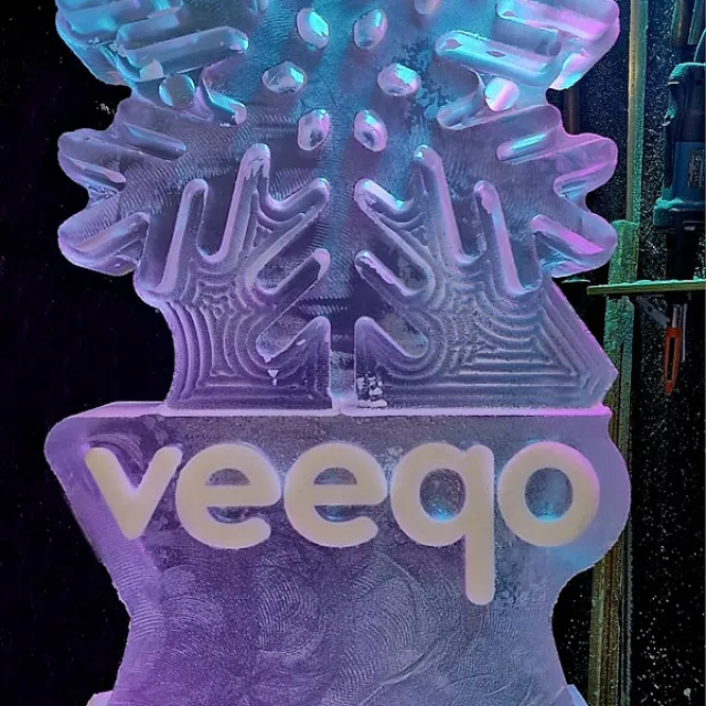 Snowflake with corporate name from Passion for Ice